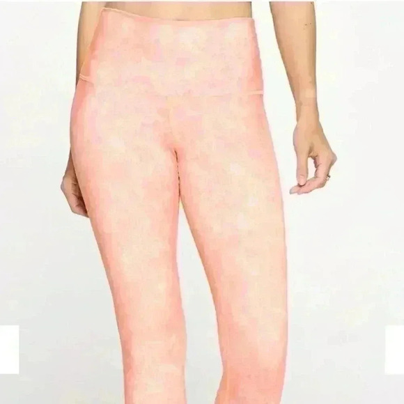 Evolution and creation the MIA legging in PEACH MINERAL WASH size large - Picture 2 of 8